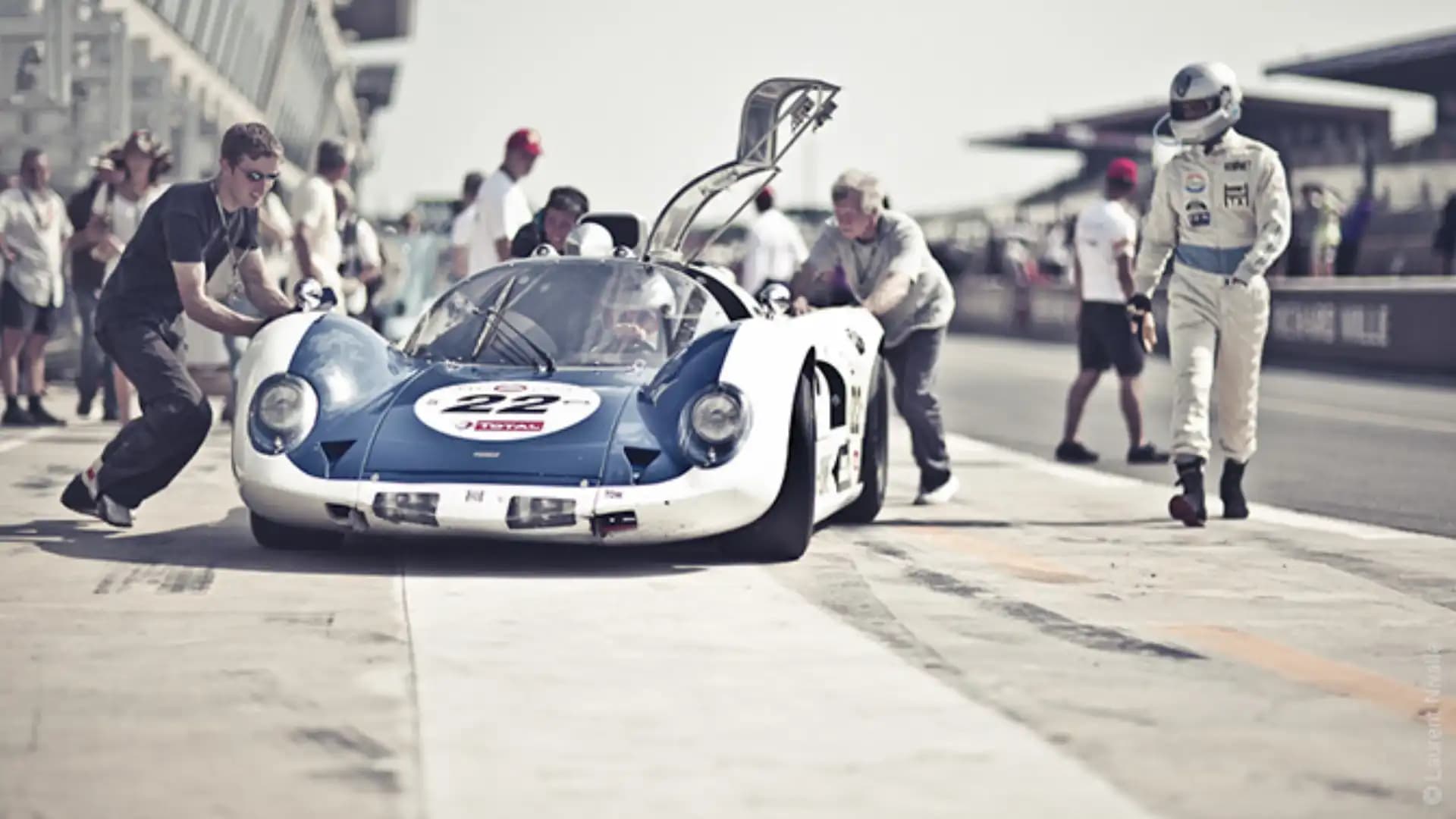 Chauffeur taxi Le Mans Classic – mobilité événementielle premium