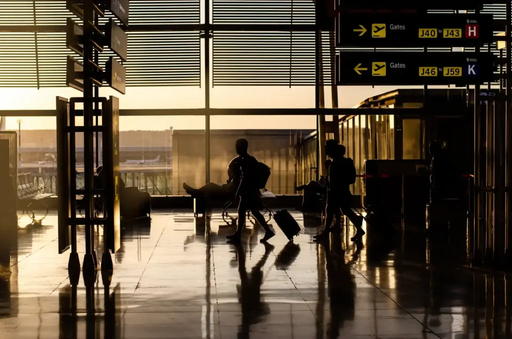 Transfert aéroport CDG Orly Nantes en Mercedes Classe E AllOVTC72